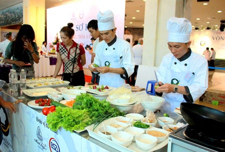 Đầu bếp Hà Nội tranh tài “Chiếc thìa vàng”