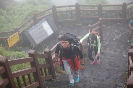 Du lịch Hàn Quốc và cổ vũ ĐT Việt Nam cùng “Cuộc đua kỳ thú”