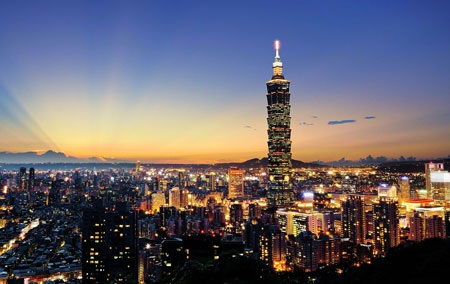 Những hoạt động về đêm bạn không nên bỏ qua tại Đài Loan - 2 Tháp Taipei 101- được nhận Giải Emporis