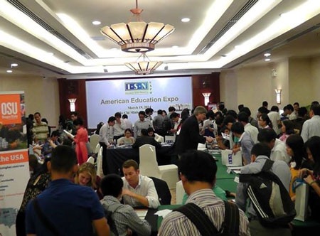 Du học Mỹ - Dễ hay khó? - 1 Tại Việt Nam cũng vậy, trong suốt nhiều năm qua, ISN đã tổ chức
