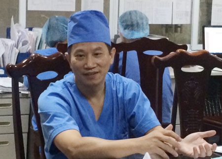 Vụ máy bay rơi: “Dù mình ngồi xe lăn nhìn thấy con đá bóng cũng đáng sống!” - 1 TS An chia sẻ niềm vui về sự hồi phục diệu kỳ của chiến sĩ Dương.