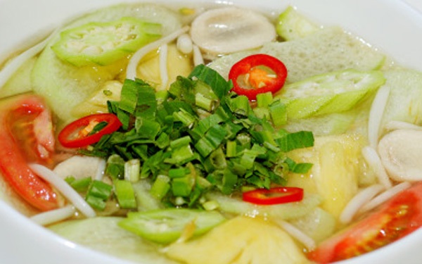 “Thủ phạm” khiến công nhân nhập viện là món canh chua bạc hà