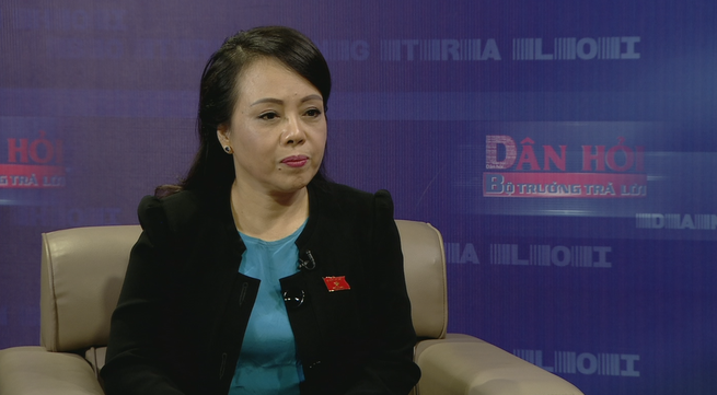 Bộ trưởng Bộ Y tế Nguyễn Thị Kim Tiến tại buổi tọa đàm Dân hỏi - Bộ trưởng trả lời 