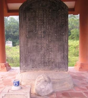 Ly cung nhà Hồ... kêu cứu! - 2 Những giá trị lịch sử văn hóa được ghi khắc lại trong tấm bia này
