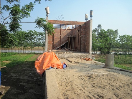 Sau khi báo chí phản ánh, một căn nhà xây dựng vi phạm Luật tại xã Hoằng Anh đã dừng thi công.