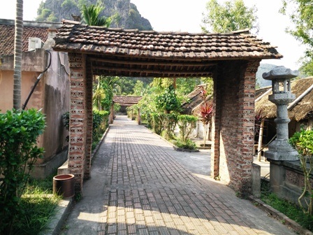 Thăm nhà "chị Dậu" ở... Ninh Bình - 3 Đường làng, ngõ xóm, quán nước chè đều thể hiện không gian xưa