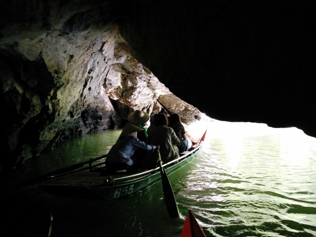 Những hang động còn giữ vẻ đẹp hoang sơ do tạo hóa ban tặng