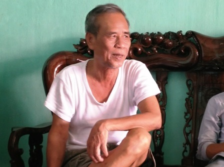 “Mong con đỗ đại học để trả ơn ông bà cho ở trọ” - 3 Bà Đỗ Thị Dung nấu ăn phục vụ bố con anh Hữu như con cháu trong nhà.