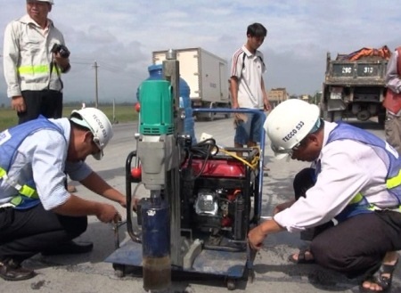 Kết quả kiểm định đoạn đường được trải thảm dưới mưa