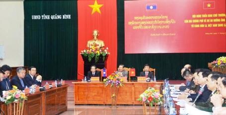 Khảo sát dự án đường ống dẫn dầu từ Quảng Bình sang Lào