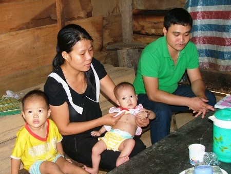 Gần 20 triệu đồng đến với gia đình bé 9 tháng tuổi mắc bệnh tim phức tạp