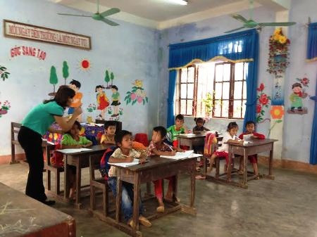 Quảng Bình: Gần 100% địa phương đạt chuẩn quốc gia phổ cập giáo dục tiểu học - 1 Quảng Bình: Gần 100% địa phương đạt chuẩn quốc gia phổ cập giáo dục tiểu học
