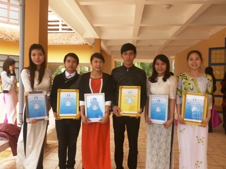 Bạn Nguyễn Hồng Sơn, sinh viên năm 4, Khoa Xã hội, Trường Đại học Quảng Bình (