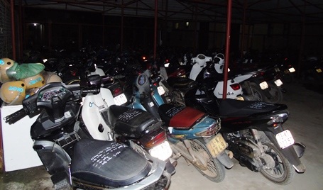 CSGT kiên quyết xử lý “ma men” điều khiển phương tiện giao thông - 3 Các trường hợp xe vi phạm đang bị tạm giữ tai cơ quan Công an thị xã Ba Đồn chờ xử lý