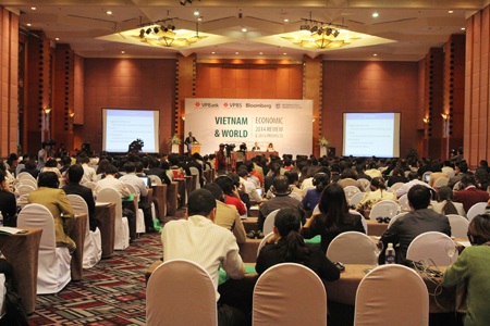 Kinh tế Việt Nam 2015: Phục hồi nhưng còn tiềm ẩn nhiều nguy cơ