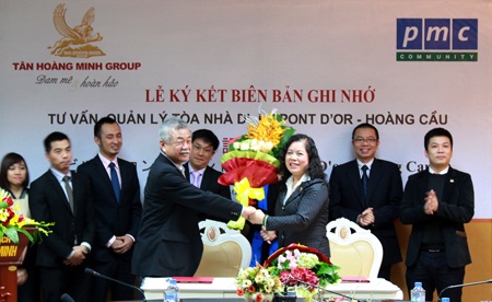 Bà Lê Thị Vinh – Phó Tổng Giám đốc Tập đoàn Tân Hoàng Minh