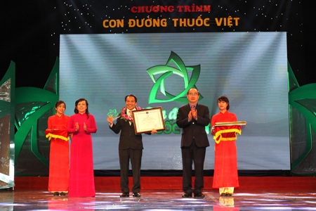 CEO Traphaco: ”Tin tưởng thuốc Việt sẽ đến gần hơn với người Việt”