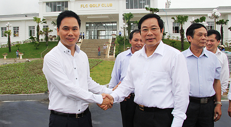 Bộ trưởng Nguyễn Bắc Son chúc mừng Tập đoàn FLC đã đầu tư