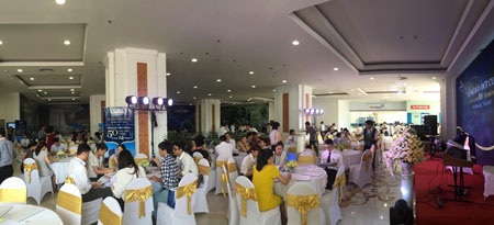 Sự kiện thu hút nhiều
 khách hàng trẻ đến tham dự bởi chính sách thiết thực