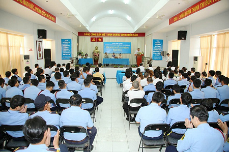 Hoa hậu Bùi Thị Hà chia sẻ trong thời gian tới, Bảo vệ Long Hoàng