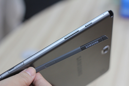 Galaxy Tab A mỏng chỉ 7.5 mm