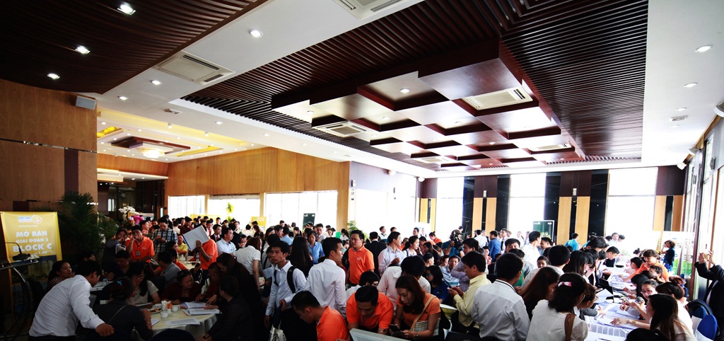 Khách hàng đặt trọn niềm tin vào các dự án mang thương hiệu Him Lam