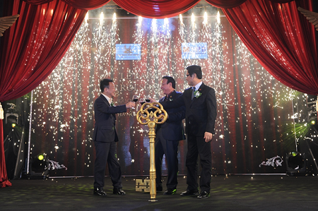 Chủ tịch – TGĐ Tân Hoàng Minh – Ông Đỗ Anh Dũng; Chủ tịch