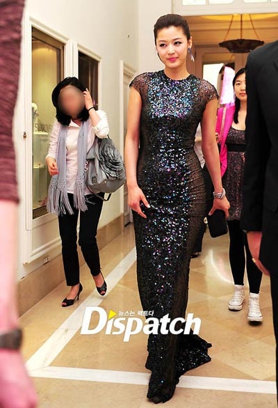 “Cô nàng ngổ ngáo” hồi hộp khi tới Cannes dự LHP - 29 “Cô nàng ngổ ngáo” hồi hộp khi tới Cannes dự LHP - 29