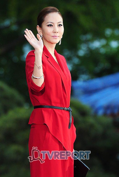 Sao khoe sắc tại lễ trao giải nghệ thuật Baeksang - 34 Sao khoe sắc tại lễ trao giải nghệ thuật Baeksang - 34