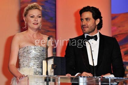 Những hình ảnh đáng nhớ trong đêm trao giải - 13