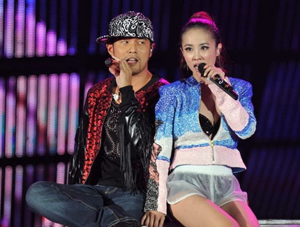 Xem Thái Y Lâm tình tứ với Châu Kiệt Luân - 3 Xem Thái Y Lâm tình tứ với Châu Kiệt Luân - 3