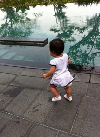 Triệu Vy khoe ảnh con gái  - 4