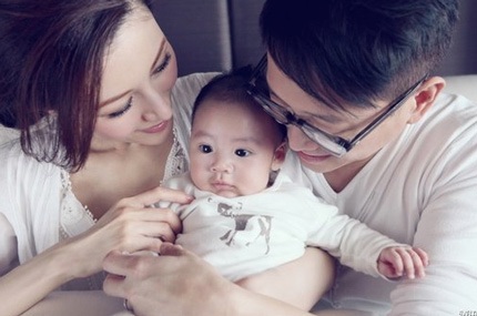 Lý Gia Hân lại khoe ảnh con trai cưng - 1 Lý Gia Hân lại khoe ảnh con trai cưng - 1