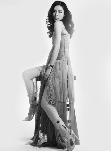 Vẻ ngây thơ và rạng ngời của Trương Tịnh Sơ - 24