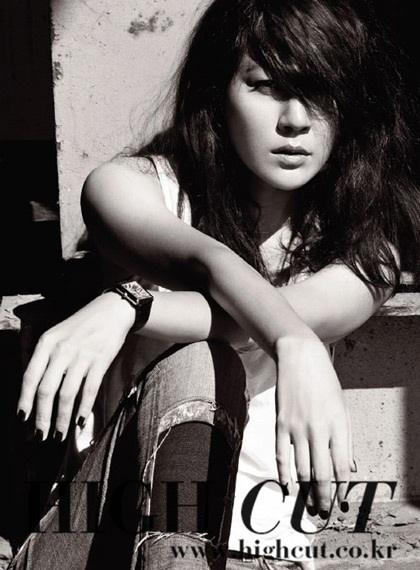 Kim Ha Neul khoe vẻ cá tính và quyến rũ  - 11