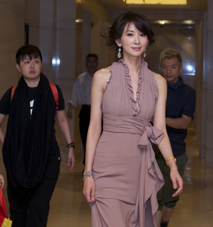 Lâm Chí Linh phủ nhận tin đồn sửa mũi - 7