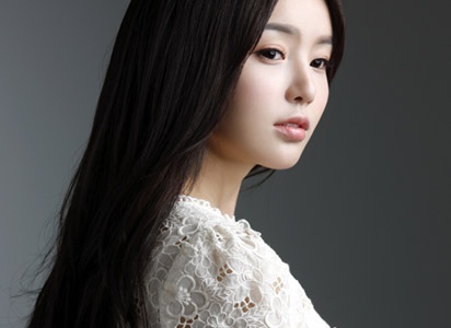 Mỹ nhân Nam Gyu Ri thừa nhận chỉnh sửa sắc đẹp - 11 Mỹ nhân Nam Gyu Ri thừa nhận chỉnh sửa sắc đẹp - 11