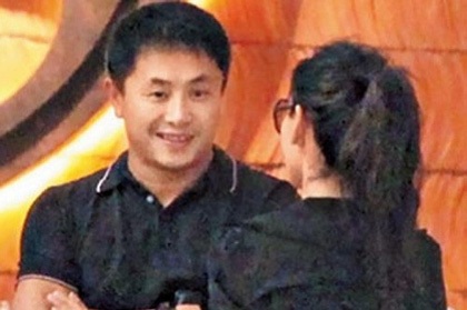 Bạn trai mới của cựu hoa hậu Hồng Kông bị tố lừa đảo - 2 Bạn trai mới của cựu hoa hậu Hồng Kông bị tố lừa đảo - 2