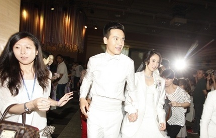 Những hình ảnh đáng nhớ trong lễ cưới của mỹ nhân Đổng Tuyền - 18