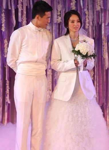 Những hình ảnh đáng nhớ trong lễ cưới của mỹ nhân Đổng Tuyền - 2