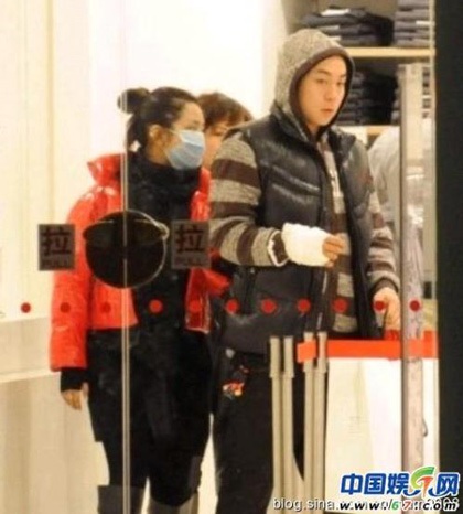 “Triển Chiêu” Thích Tiểu Long chia tay bạn gái  - 6