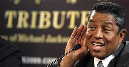 Người thân cãi cọ vì show diễn tưởng nhớ Michael Jackson - 5 Người thân cãi cọ vì show diễn tưởng nhớ Michael Jackson - 5