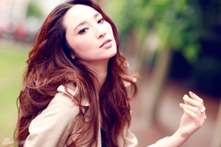 “Chân dài” Ngô Bội Từ khoe dáng ngọc - 3 “Chân dài” Ngô Bội Từ khoe dáng ngọc - 3
