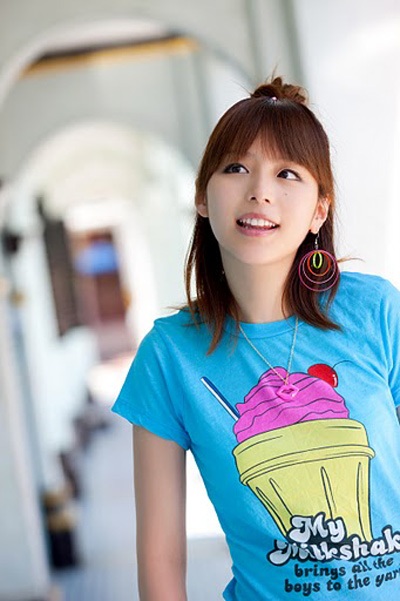 Hình ảnh trong sáng của ngôi sao trẻ Aya Hirano - 10 Hình ảnh trong sáng của ngôi sao trẻ Aya Hirano - 10