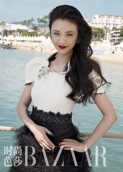 Thang Duy hút hồn với son đỏ, Lưu Tư khoe dáng thon gọn sau sinh - 8