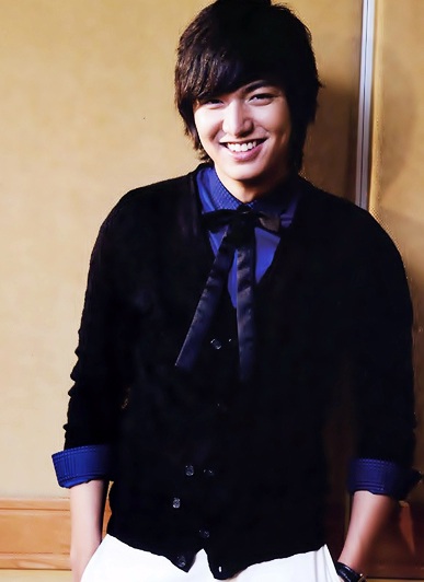 Chàng hotboy Lee Min Ho đang hò hẹn - 2 Chàng hotboy Lee Min Ho đang hò hẹn - 2