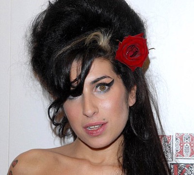 Nữ ca sĩ Amy Winehouse qua đời ở tuổi 27