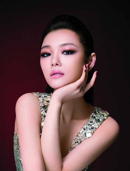 Từ Hy Viên nổi giận trước tin đồn ngất xỉu vì ăn nhau thai - 3 Từ Hy Viên nổi giận trước tin đồn ngất xỉu vì ăn nhau thai - 3