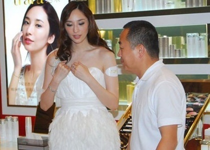 Khoảnh khắc ngượng ngùng của người đẹp - 10