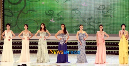 Nữ sinh viên thời trang đăng quang Hoa hậu Hàn Quốc 2011 - 26